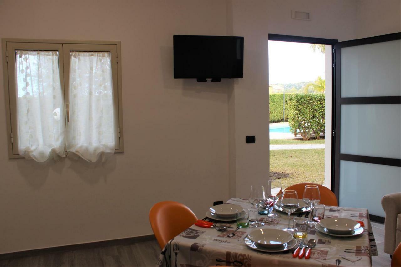 La Lantana Villa มารีนาดีรากูซา ภายนอก รูปภาพ